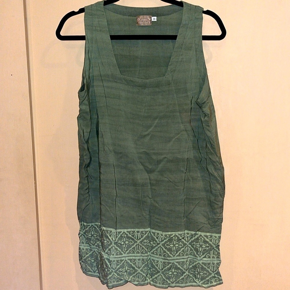 Unicas Dotcom one size green tank top